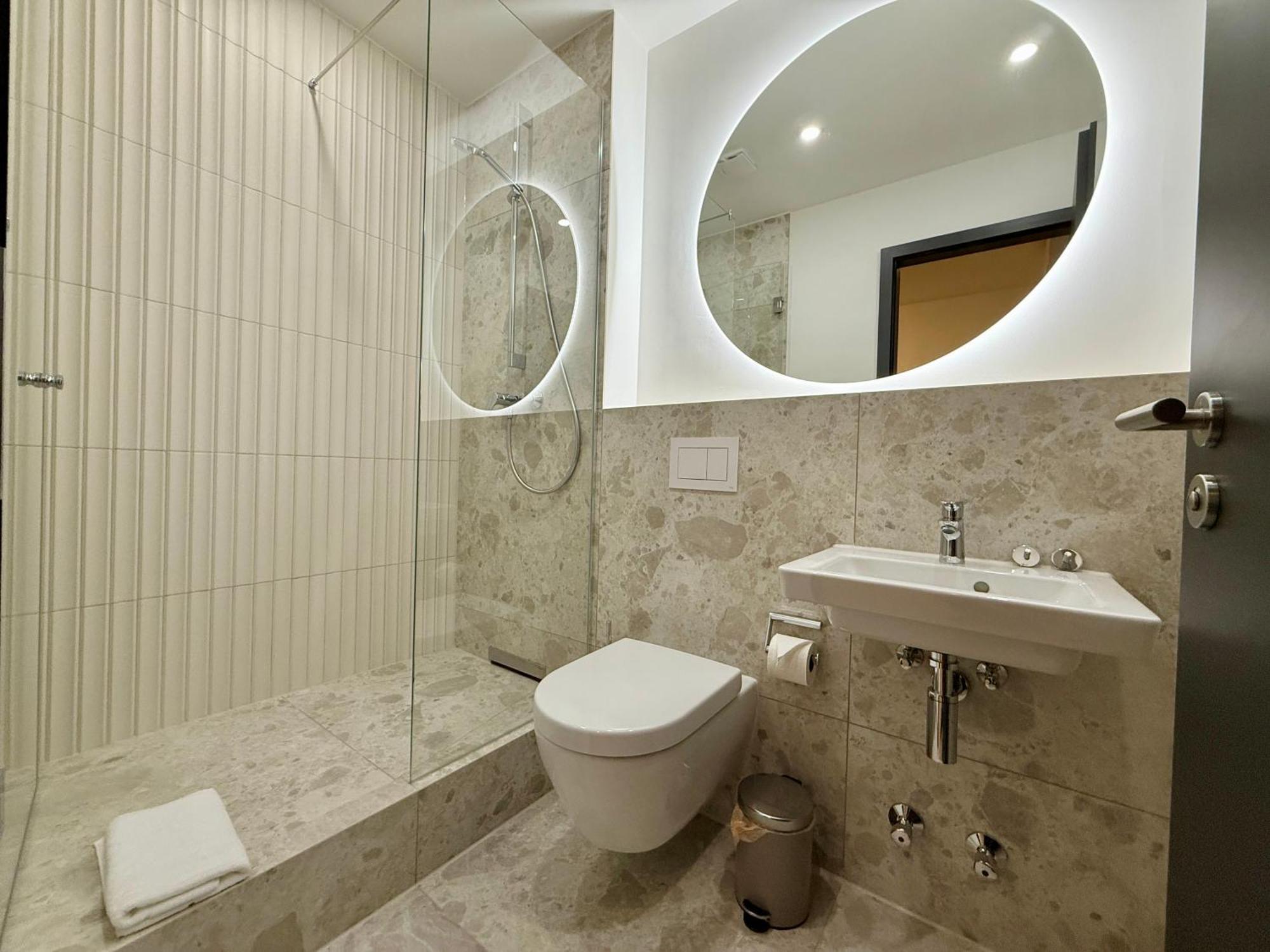 Stayzz By Homyzz - Modern Studios Alsterdorf -Winterhude- Stadtpark Hambourg Extérieur photo